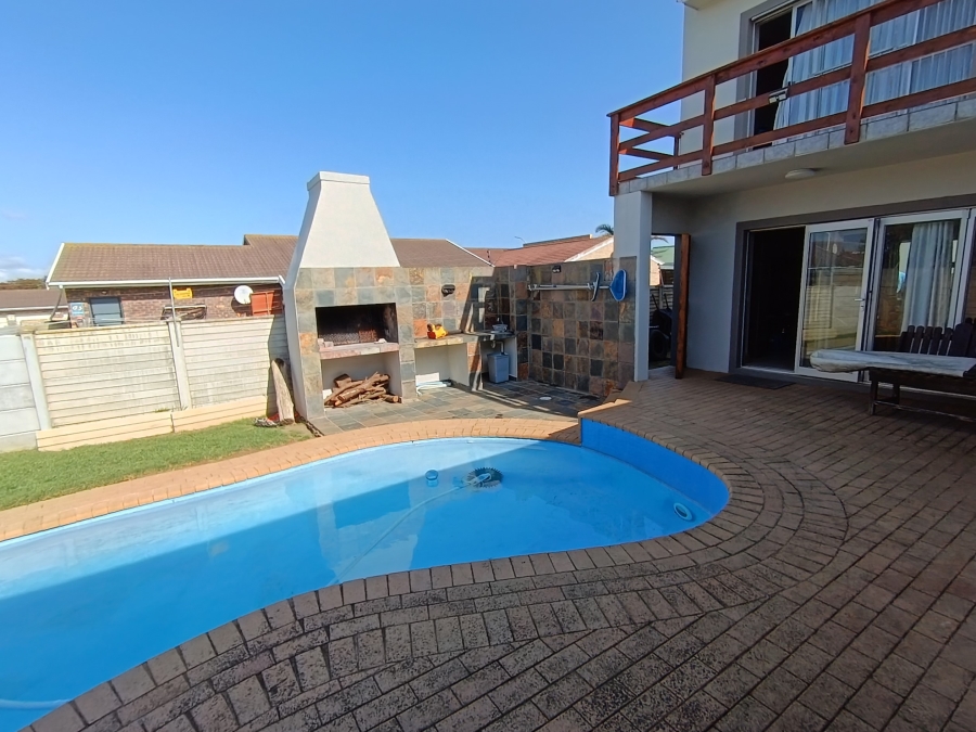 3 Bedroom Property for Sale in Noorsekloof Eastern Cape